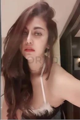 NABILA ARABIAN - picture 1 of 2