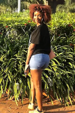 Kaylar - picture 1 of 3